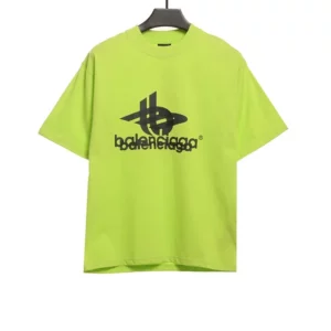 Balenciaga-Mehrlagiges-Logo-T-Shirt-2.webp