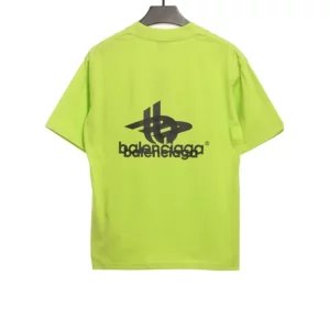 Balenciaga-Mehrlagiges-Logo-T-Shirt-3.webp