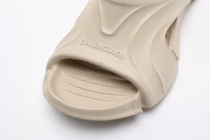 Balenciaga-Mold-Slide-Sandal-Beige-REPS2.webp