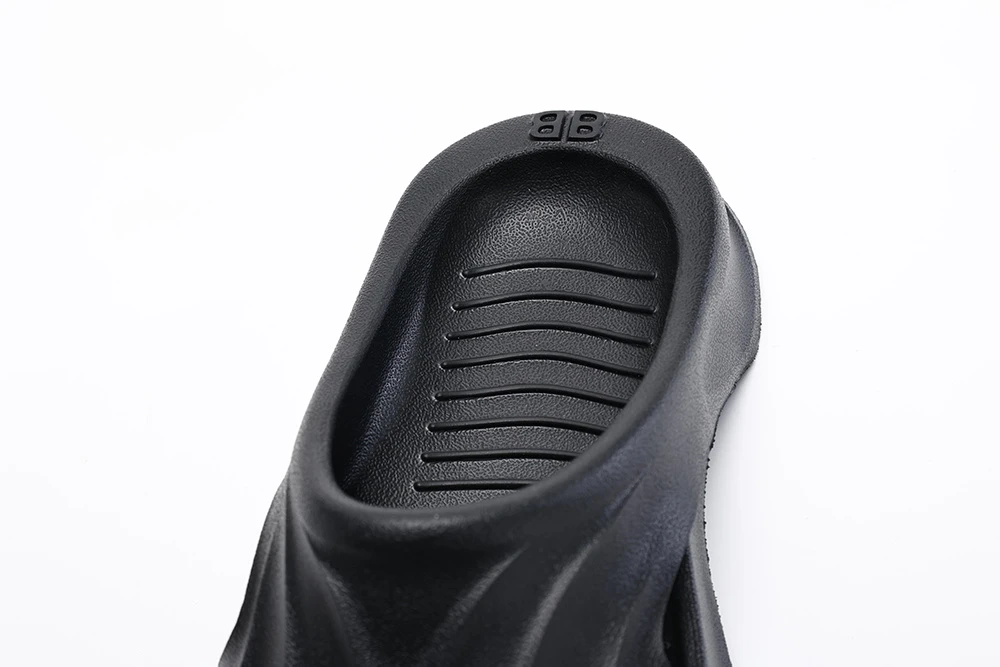 Balenciaga-Mold-Slide-Sandal-Black-Top-Replica3.webp