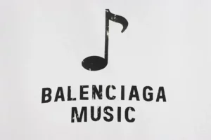 Balenciaga-Music-Note-Portrait-T-Shirt-5.webp