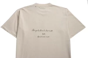 Balenciaga-Music-Note-Print-T-shirt-3.webp