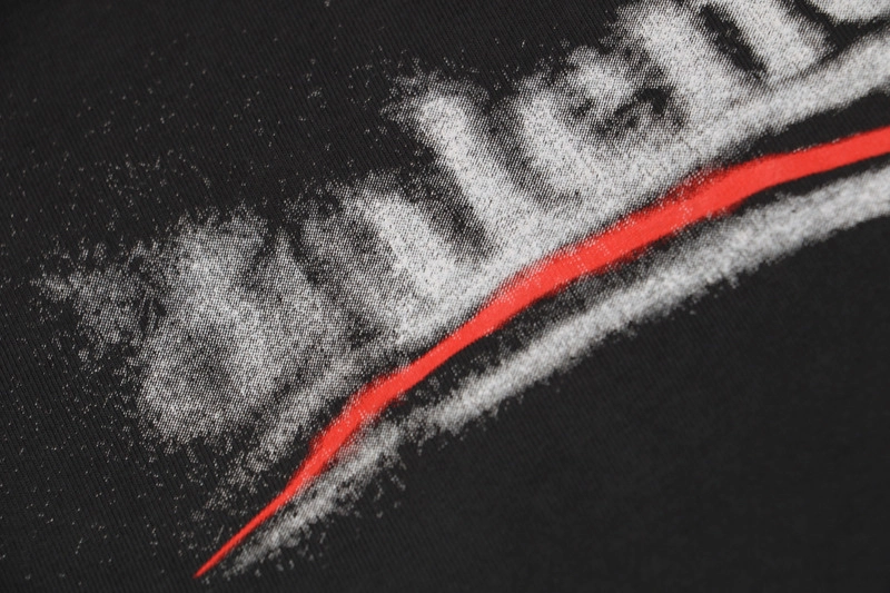 Balenciaga-Politischem-Schablonen-Logo-Print-T-Shirt-Reps5.webp
