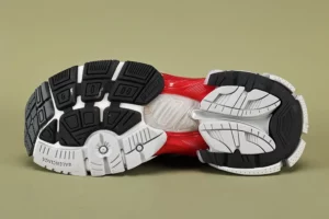 Balenciaga-Runner-2-Grey-White-Red-Sneaker-3.webp