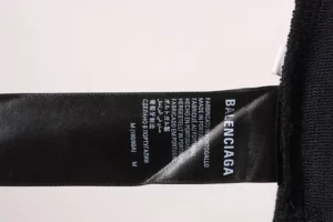 Balenciaga-Shorts-With-Embroidered-Label-Logo-9.webp