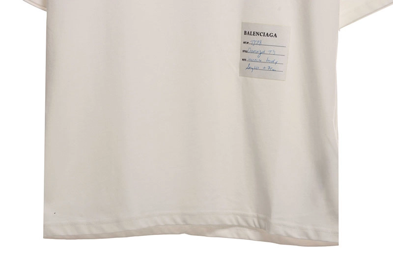 Balenciaga-Signaturaufkleber-am-Saum-T-shirt-Reps7.jpg.webp