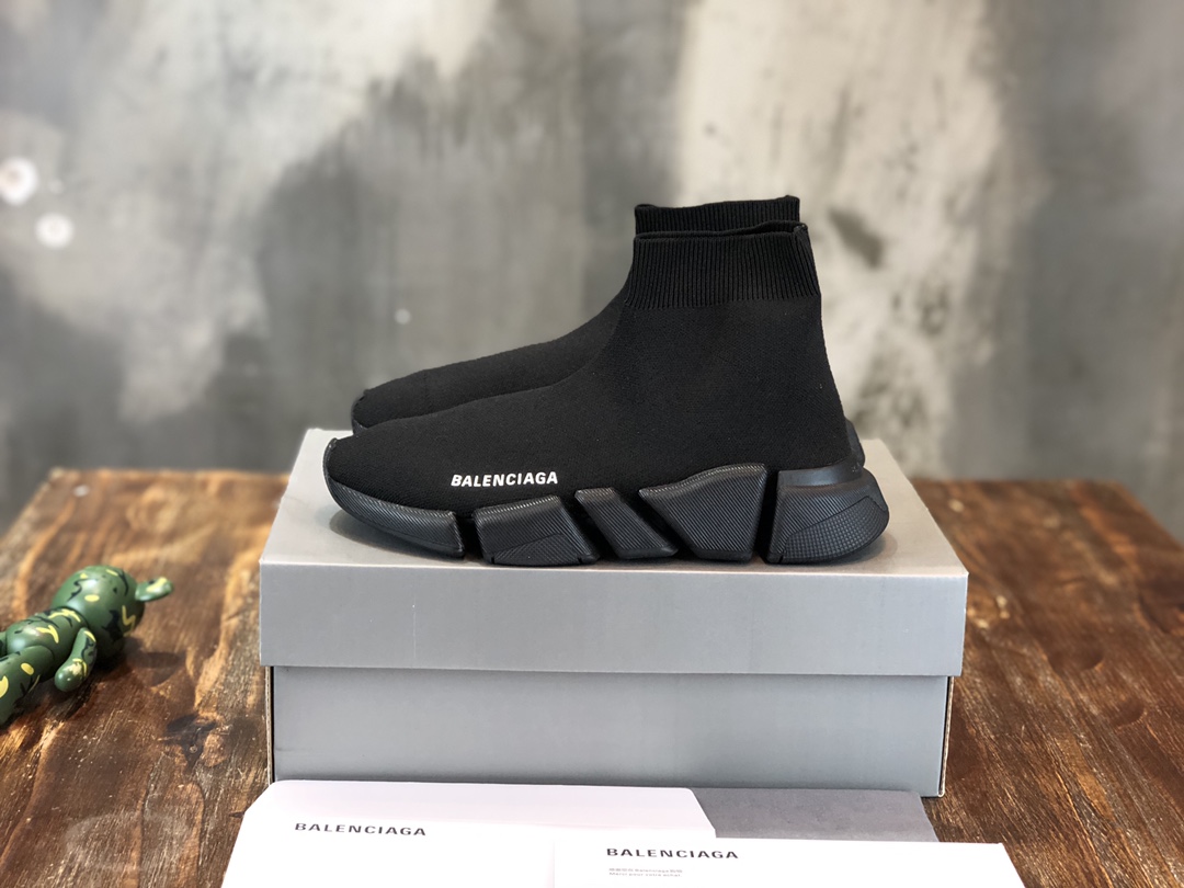 Balenciaga-Speed-Trainer-Black-4.jpg