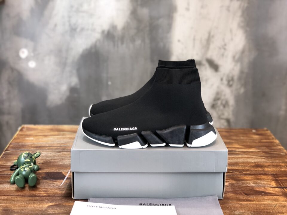 Balenciaga Reps Speed Trainer “Black White Sole”