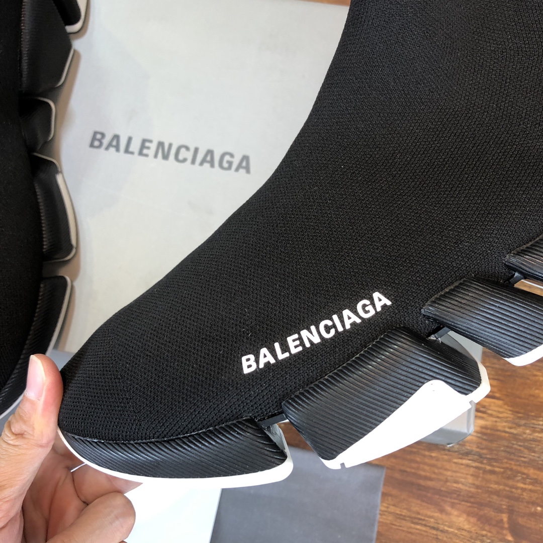 Balenciaga-Speed-Trainer-Black-white-sole-6.jpg