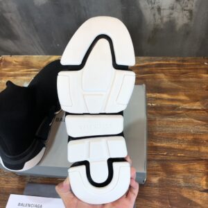Balenciaga-Speed-Trainer-Black-white-sole-8.jpg