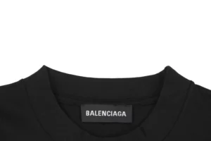 Balenciaga-Strass-Logo-T-Shirt-Reps1.webp