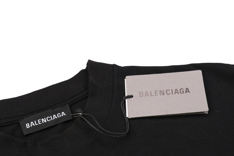Balenciaga-Strass-Logo-T-Shirt-Reps2.webp