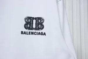 Balenciaga-Sweatshirt-With-Double-B-Letter-Print-7.webp