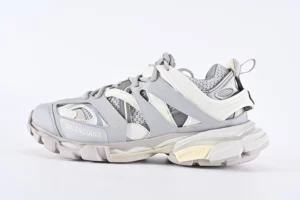 Balenciaga-Track-LED-Sneaker-‘Light-Grey-Top-Version-Replica02.webp