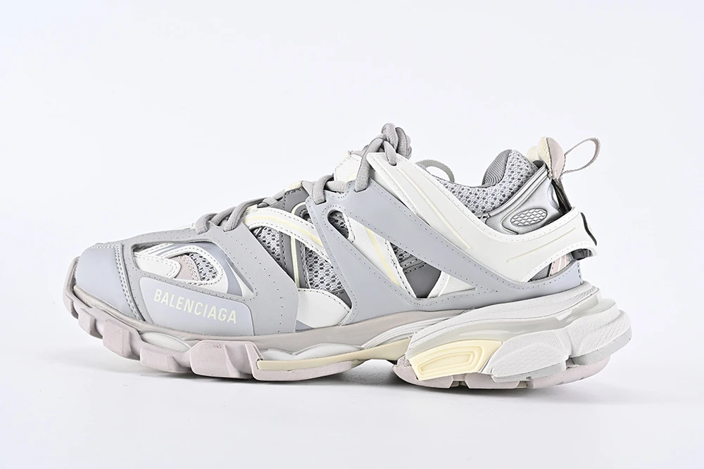 Balenciaga-Track-LED-Sneaker-‘Light-Grey-Top-Version-Replica02.webp