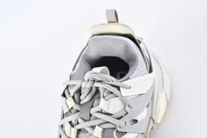 Balenciaga-Track-LED-Sneaker-‘Light-Grey-Top-Version-Replica08.webp