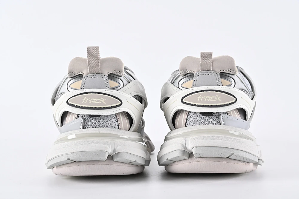 Balenciaga-Track-LED-Sneaker-‘Light-Grey-Top-Version-Replica09.webp