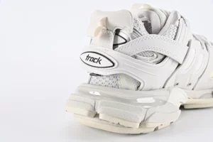 Balenciaga-Track-Led-Sneakers-White-Top-Version-REPLICA47.webp