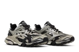 Balenciaga-Track.2-Sneaker-Beige-Black-Reps-1.webp