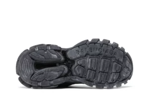 Balenciaga-Track.3-Sneaker-Black-Reps-3.webp
