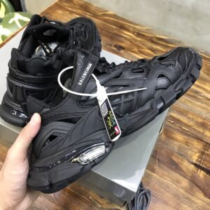 Balenciaga-Track2-Black-8.jpg