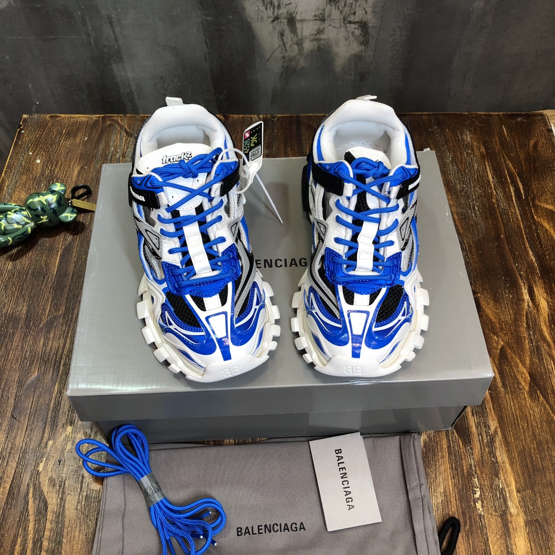 Balenciaga-Track2-Blue-Black-White-3.jpg