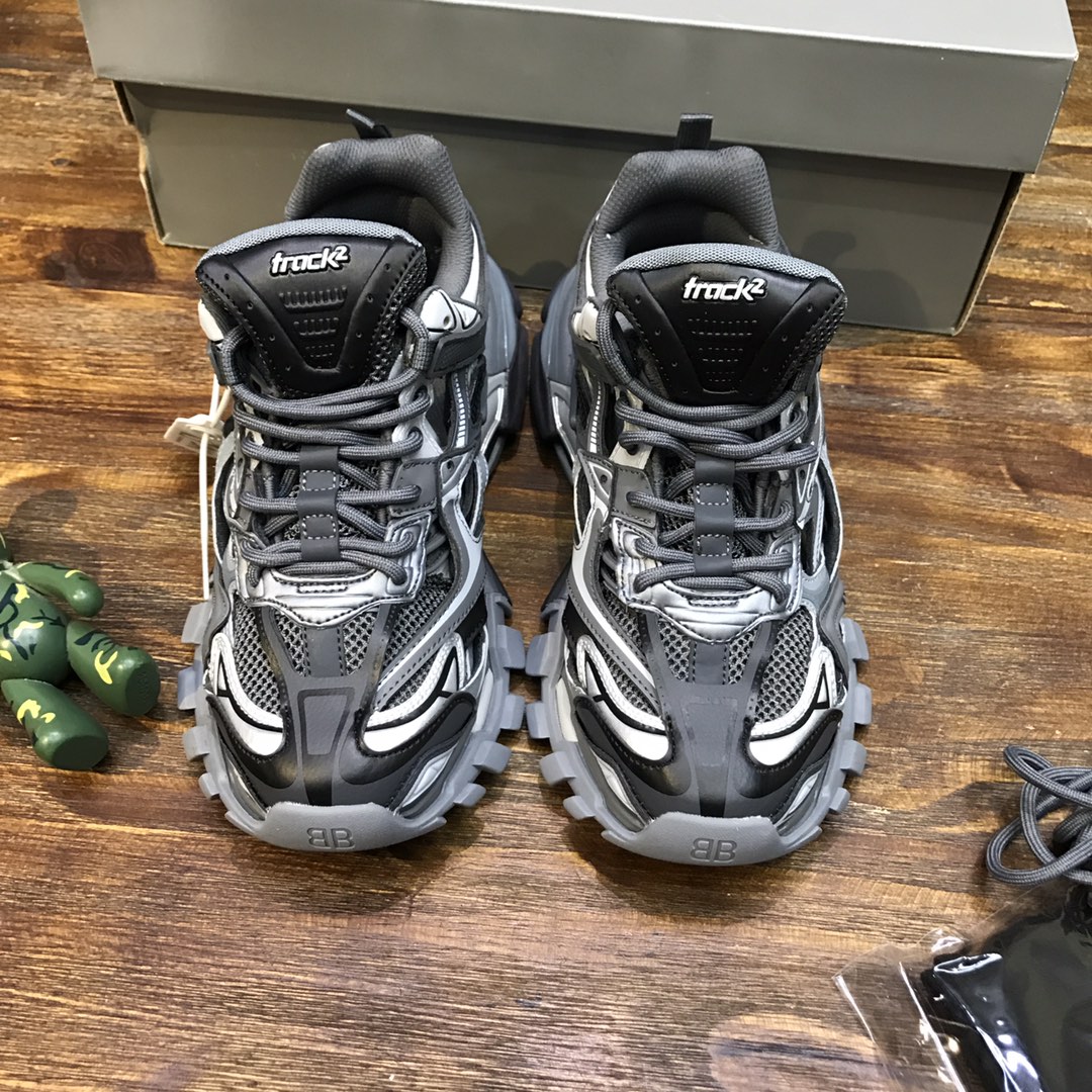 Balenciaga-Track2-Grey-4.jpg