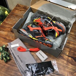 Balenciaga-Track2-Orange-Black-8.jpg