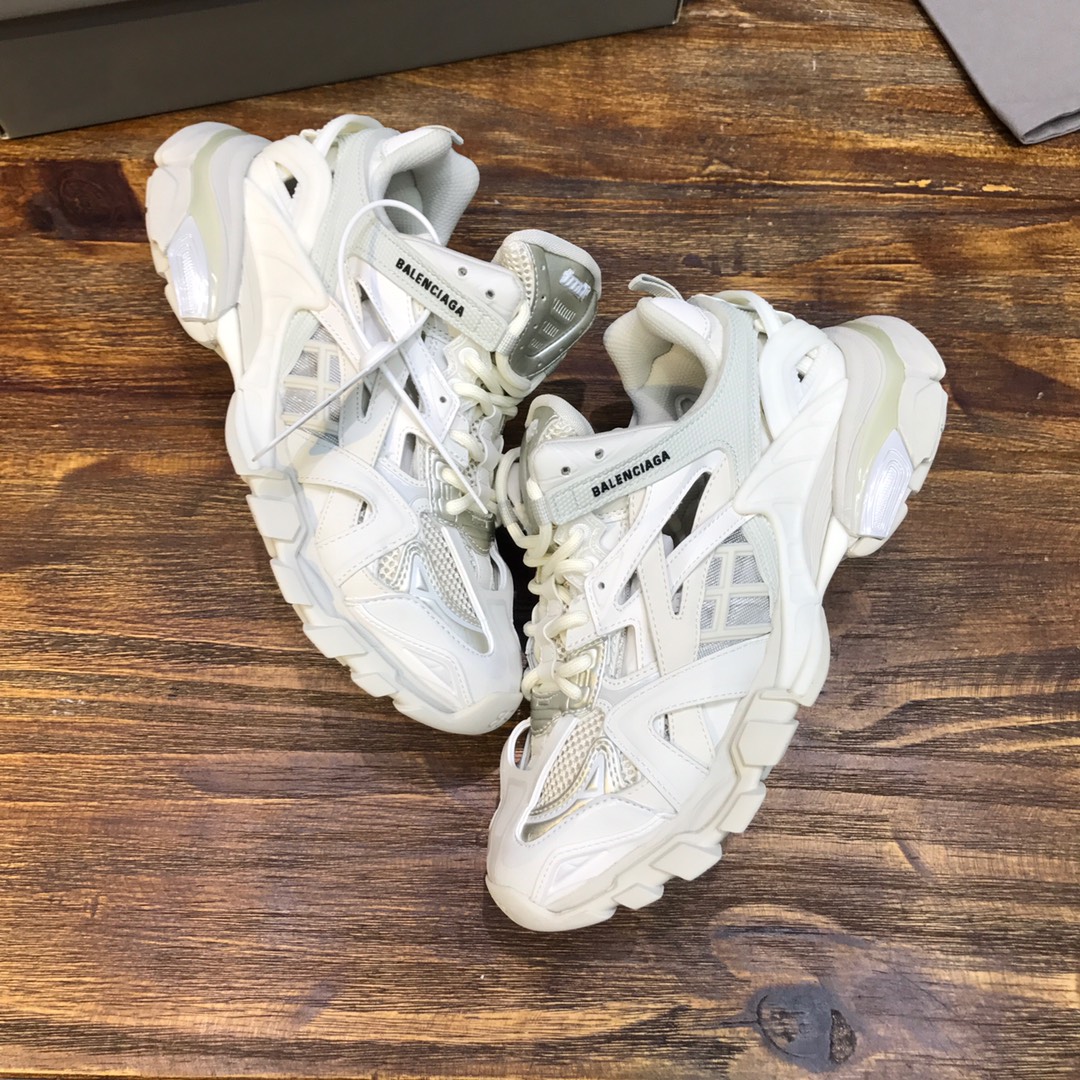 Balenciaga-Track2-White-6.jpg