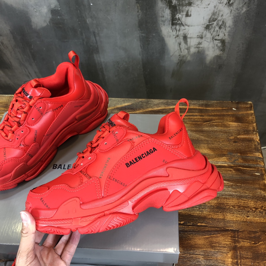 Balenciaga-Triple-S-Sneaker-All-Red-8.jpg