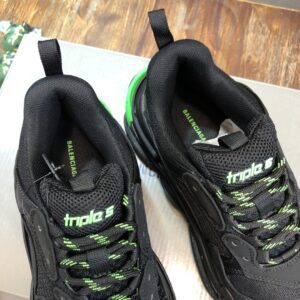 Balenciaga-Triple-S-Sneaker-Black-Green-7.jpg