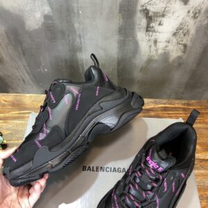 Balenciaga-Triple-S-Sneaker-Black-Pink-Logo-1.jpg