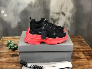 Balenciaga-Triple-S-Sneaker-Black-Red-Sole-7.jpg