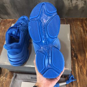 Balenciaga-Triple-S-Sneaker-Blue-8.jpg