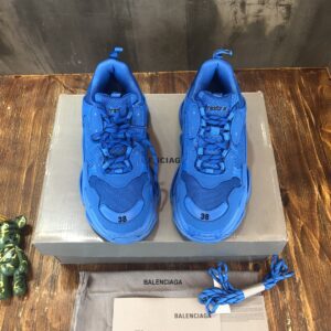 Balenciaga-Triple-S-Sneaker-Blue-9.jpg