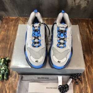 Balenciaga-Triple-S-Sneaker-Grey-Black-Blue-4.jpg