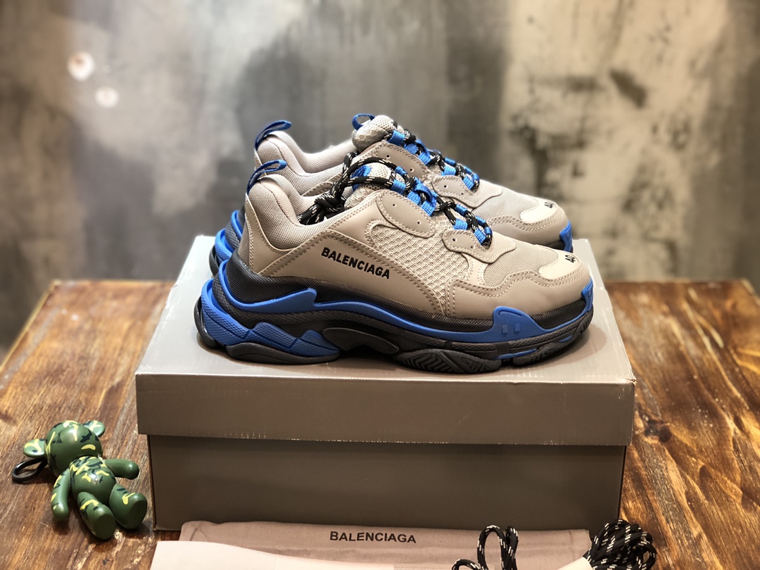 Balenciaga-Triple-S-Sneaker-Grey-Black-Blue-6.jpg