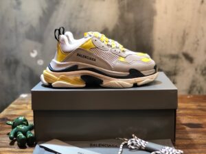 Balenciaga-Triple-S-Sneaker-Grey-Black-Yellow-4.jpg