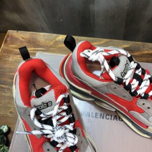 Balenciaga-Triple-S-Sneaker-Grey-Red-Black-4.jpg