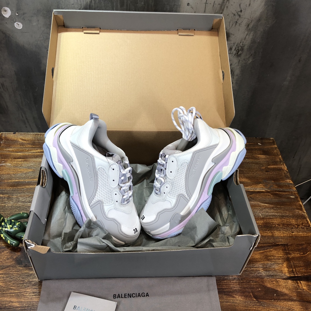 Balenciaga-Triple-S-Sneaker-Pastel-3.jpg