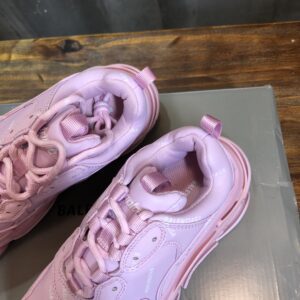Balenciaga-Triple-S-Sneaker-Pink-white-logo-4.jpg