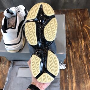 Balenciaga-Triple-S-Sneaker-Tan-Black-4.jpg