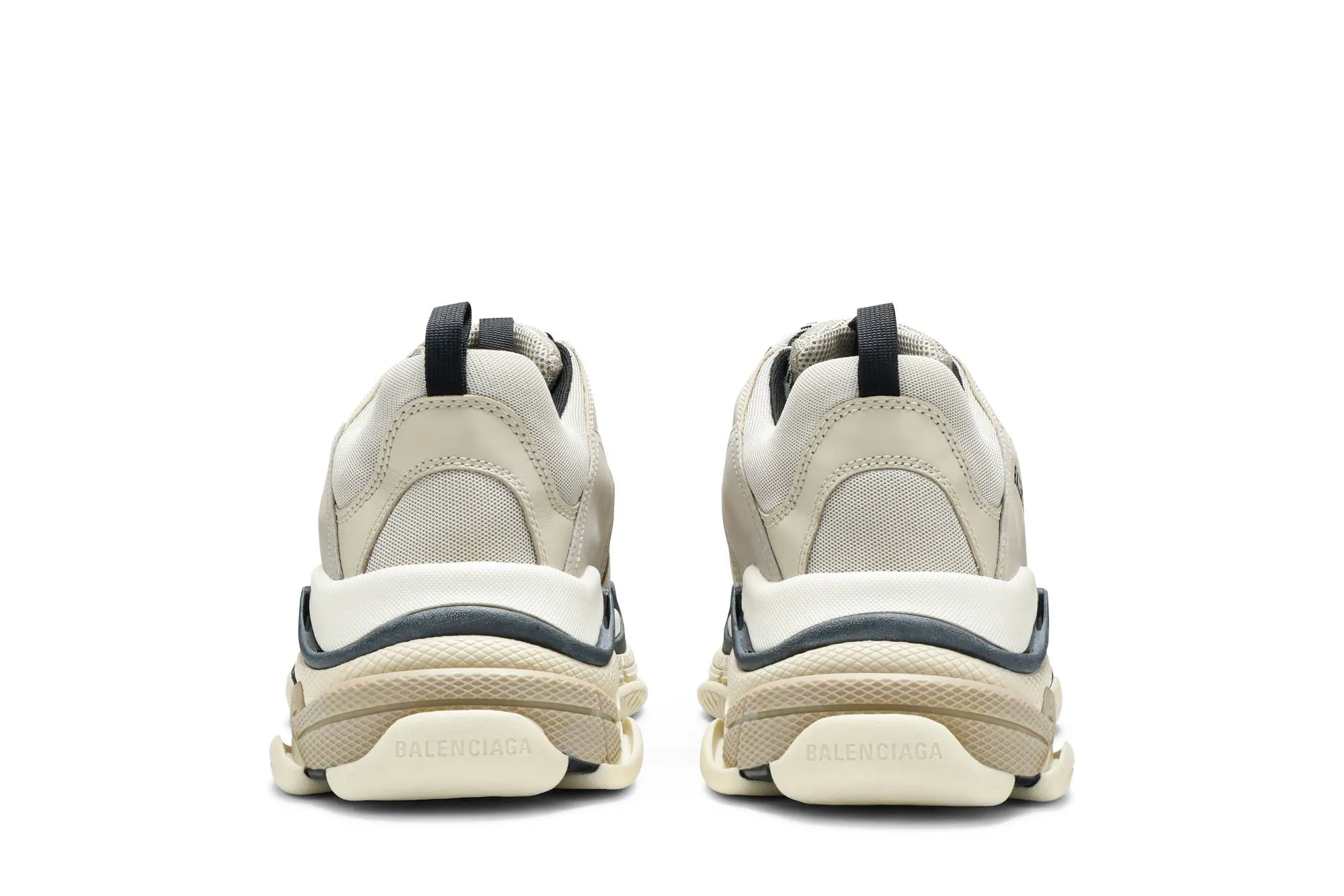 Balenciaga-Triple-S-Sneaker-Vanille-Reps-2.webp