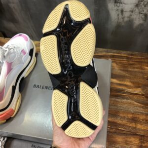 Balenciaga-Triple-S-Sneaker-White-Pink-Oranage-4.jpg