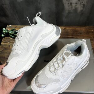 Balenciaga-Triple-S-Sneaker-White-Silver-5.jpg