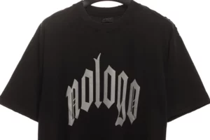 Balenciaga-Used-Look-mit-NOLOGO-Schriftzug-Reps7.webp