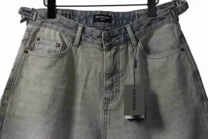Balenciaga-Vintage-Washed-Denim-Shorts-2.webp