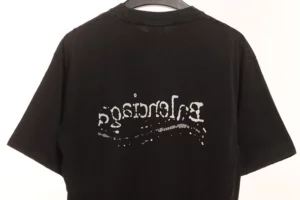Balenciaga-Waschung-und-Distressed-Print-T-Shirt-Reps12.webp