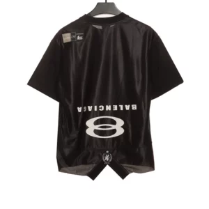 Balenciaga-dekonstruierte-Logo-T-Shirt-Reps6.webp