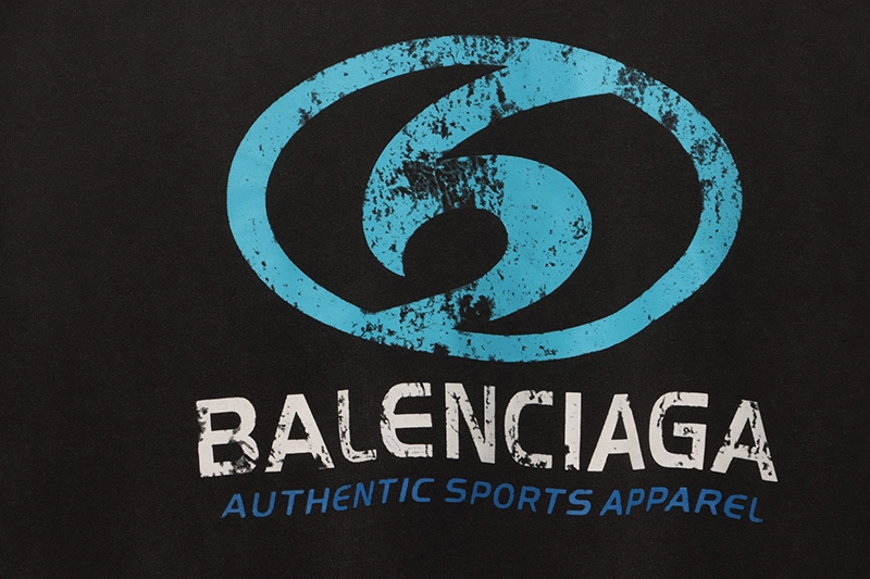 Balenciaga-vor-und-nach-dem-Surfen-gewaschenem-Used-Look-T-Shirt-Reps2.webp